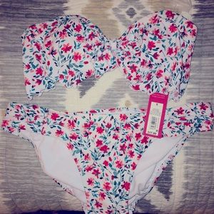 NWT Xhiliration Bikini - Size S